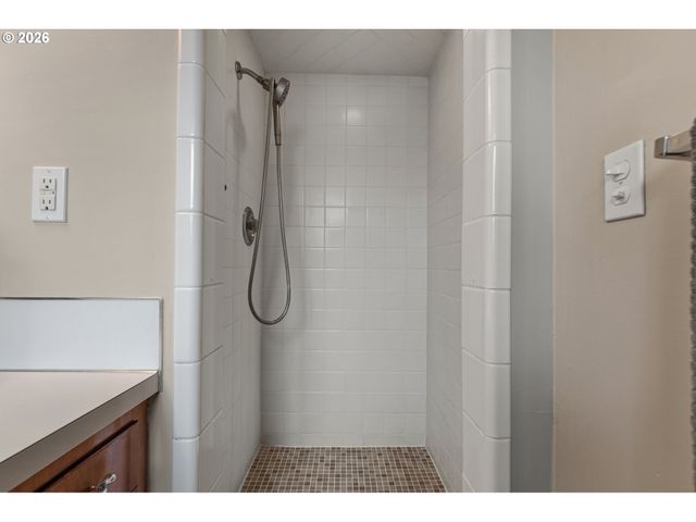 14354 Se CAROL Ave, Milwaukie, OR 97267
