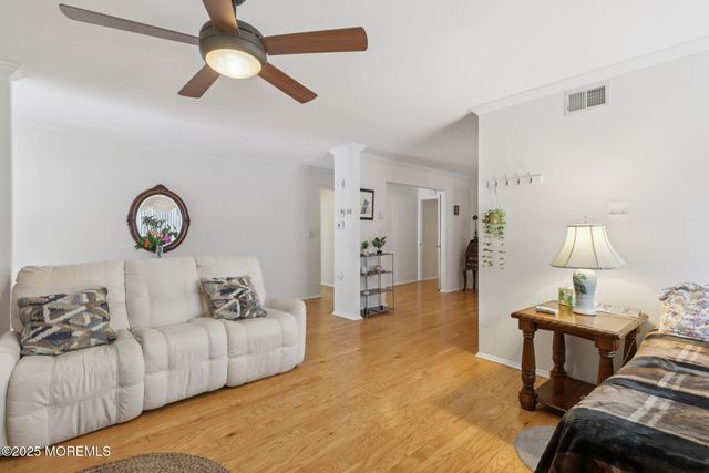 4 Harrogate Lane, Manchester, NJ 08759