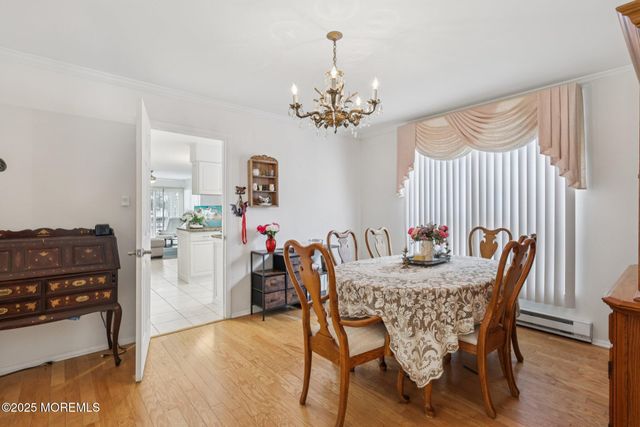 4 Harrogate Lane, Manchester, NJ 08759