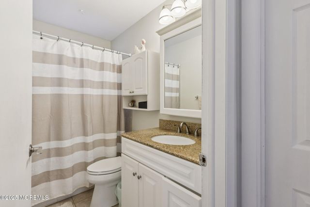 4 Harrogate Lane, Manchester, NJ 08759