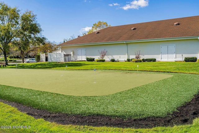 4 Harrogate Lane, Manchester, NJ 08759