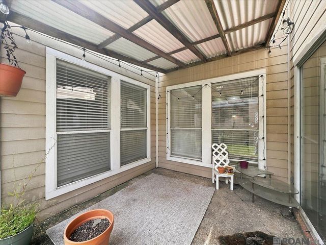 16044 S Harrells Ferry Rd, Baton Rouge, LA 70816