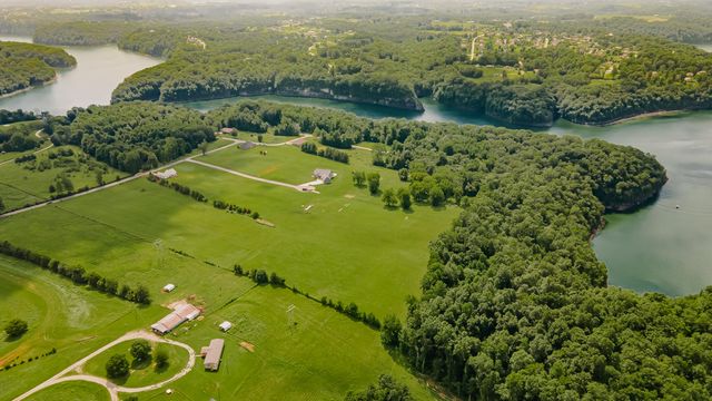 1855 S Shepola Road, Nancy, KY 42544