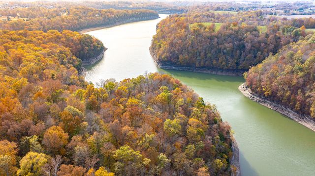 1855 S Shepola Road, Nancy, KY 42544