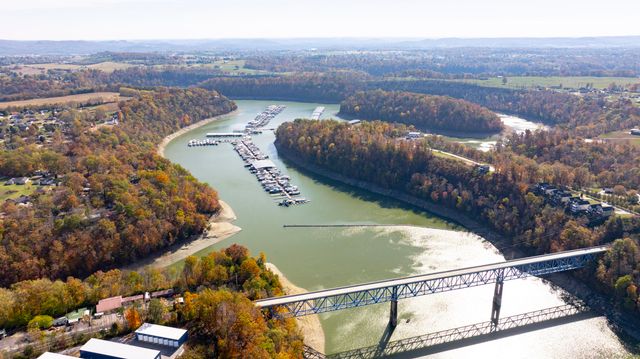 1855 S Shepola Road, Nancy, KY 42544