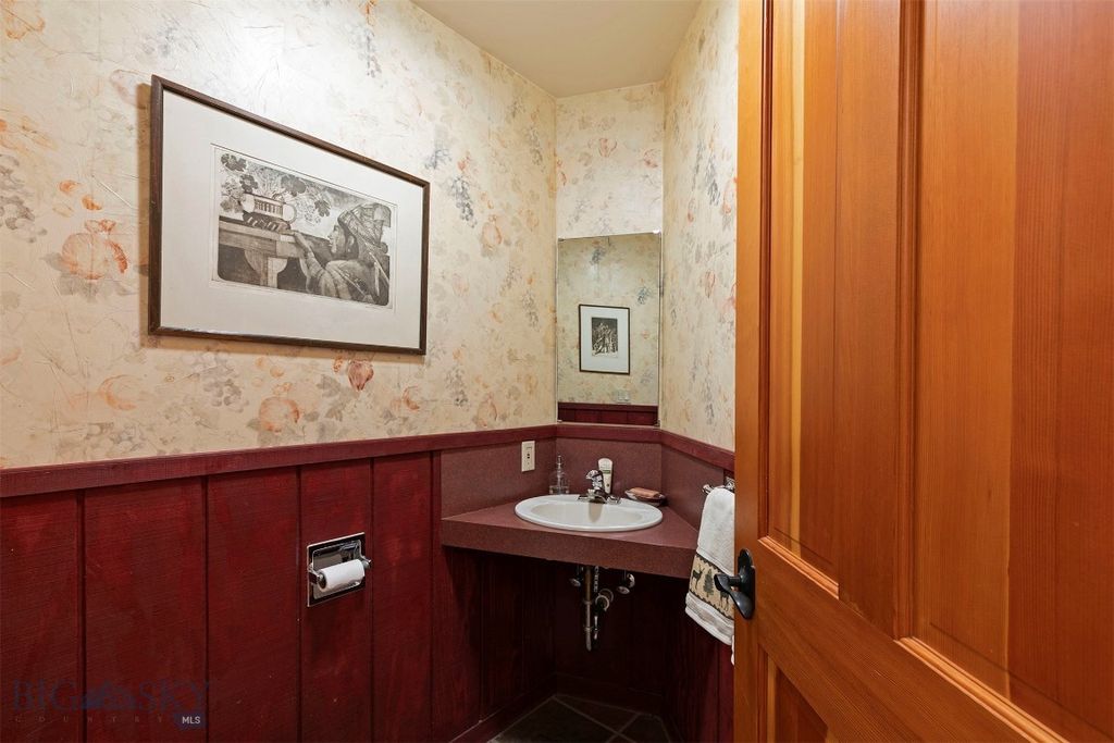 Address unavailable. photo 22