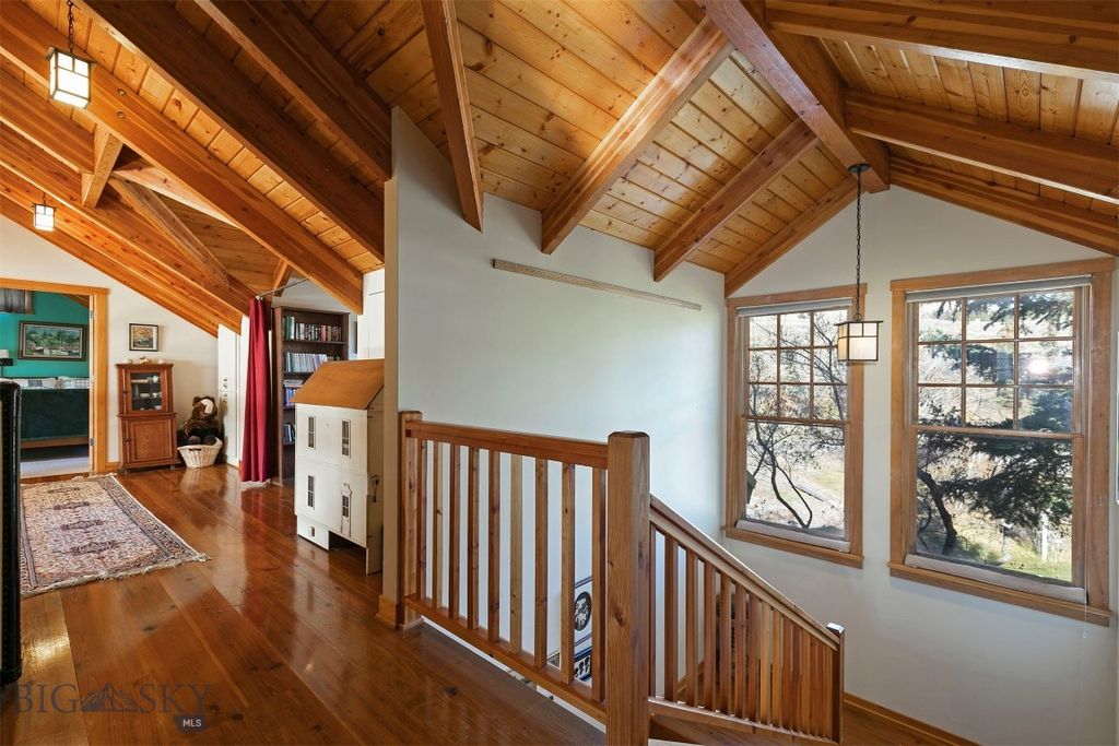 Address unavailable. photo 35