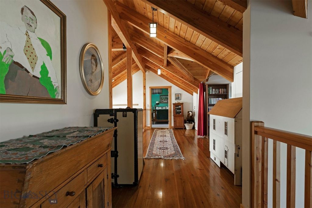 Address unavailable. photo 36