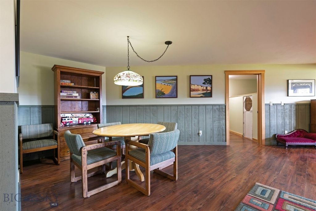 Address unavailable. photo 46