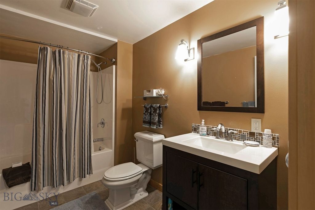 Address unavailable. photo 52