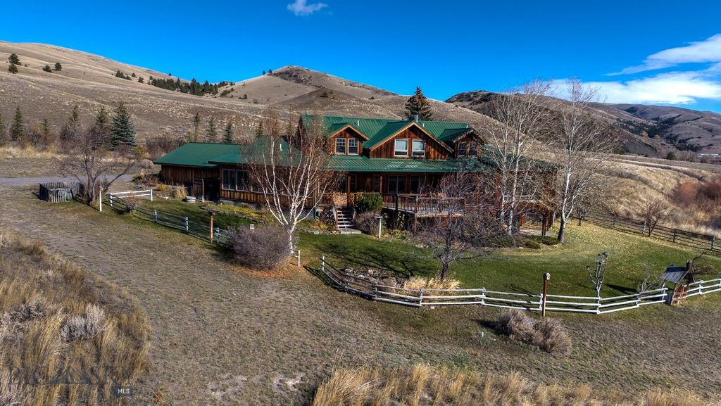 Address unavailable. photo 79