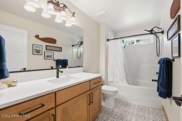 13484 N International ST, Rathdrum, ID 83858