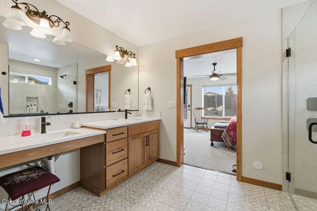 13484 N International ST, Rathdrum, ID 83858