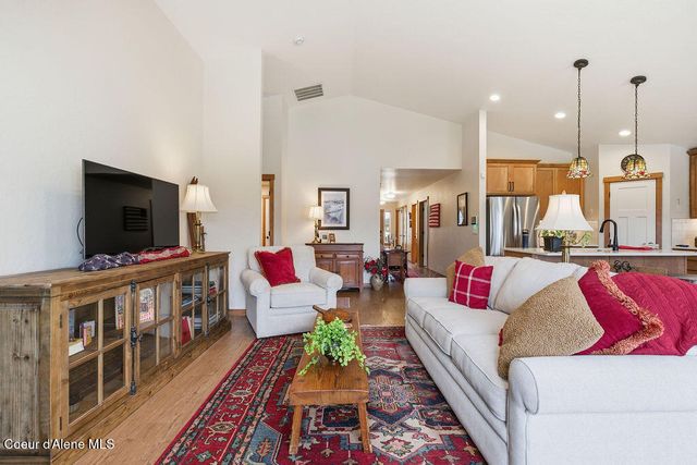 13484 N International ST, Rathdrum, ID 83858