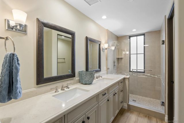 718 Silver, La Jolla, CA 92037