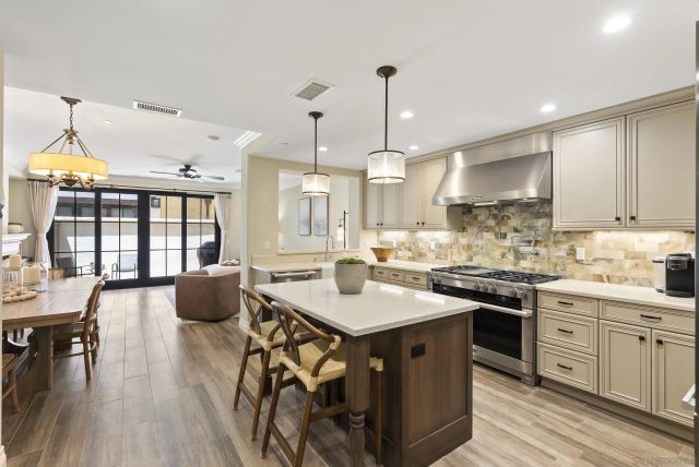 718 Silver, La Jolla, CA 92037