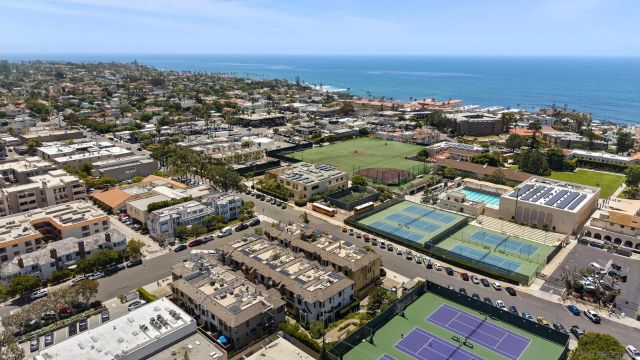 718 Silver, La Jolla, CA 92037