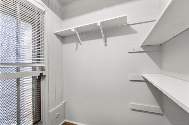 15 Maple Street, New Haven, CT 06511