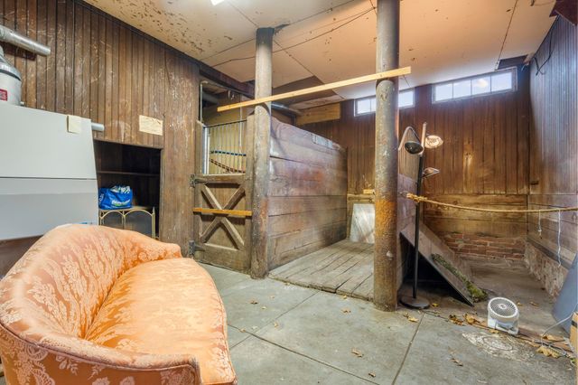 15 Maple Street, New Haven, CT 06511