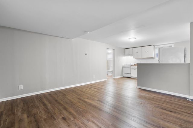 15 Maple Street, New Haven, CT 06511