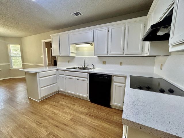 7724 Sagebrush Court N, North Richland Hills, TX 76182