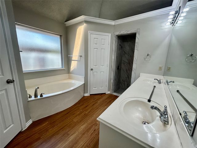 7724 Sagebrush Court N, North Richland Hills, TX 76182
