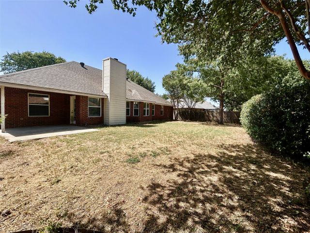 7724 Sagebrush Court N, North Richland Hills, TX 76182