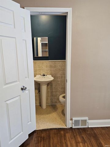 5505 Standish Drive, Fort Wayne, IN 46803