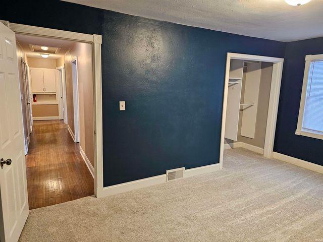 5505 Standish Drive, Fort Wayne, IN 46803