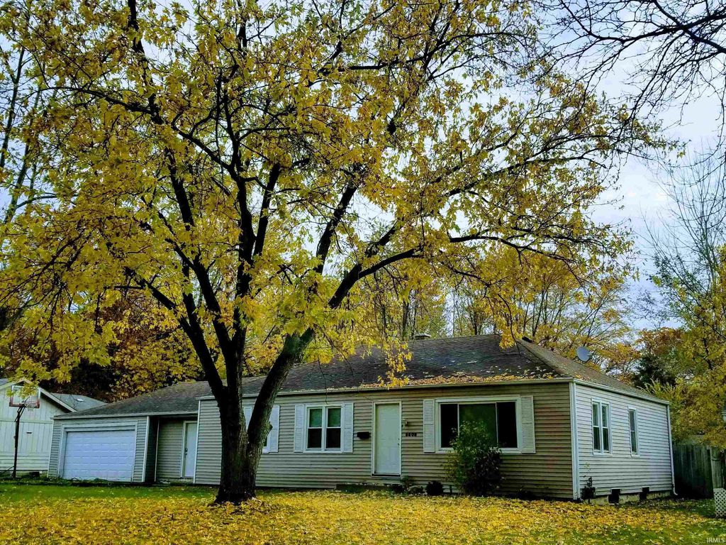 5505 Standish Drive, Fort Wayne, IN 46803