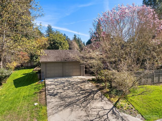 8400 SE 61st Street, Mercer Island, WA 98040