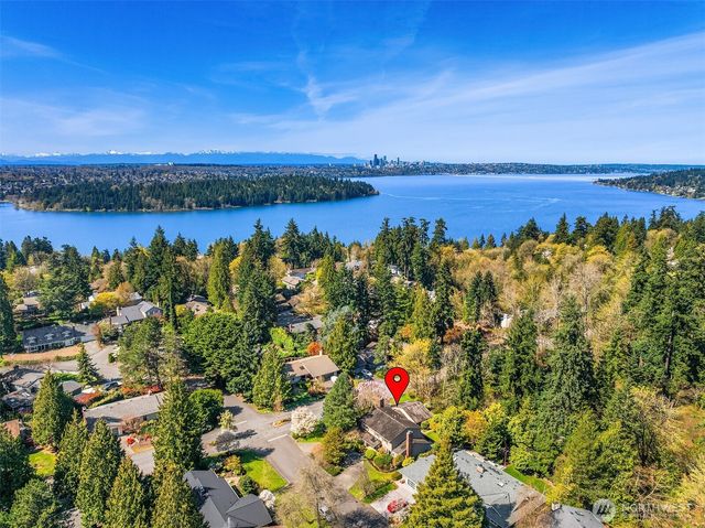 8400 SE 61st Street, Mercer Island, WA 98040