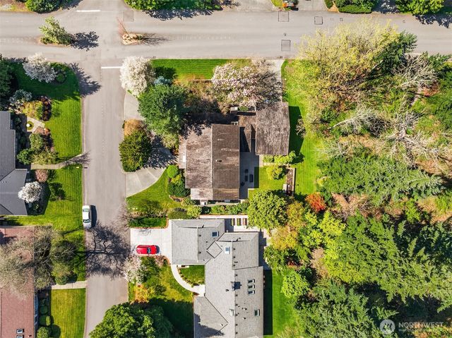 8400 SE 61st Street, Mercer Island, WA 98040