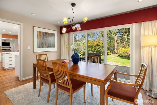 8400 SE 61st Street, Mercer Island, WA 98040