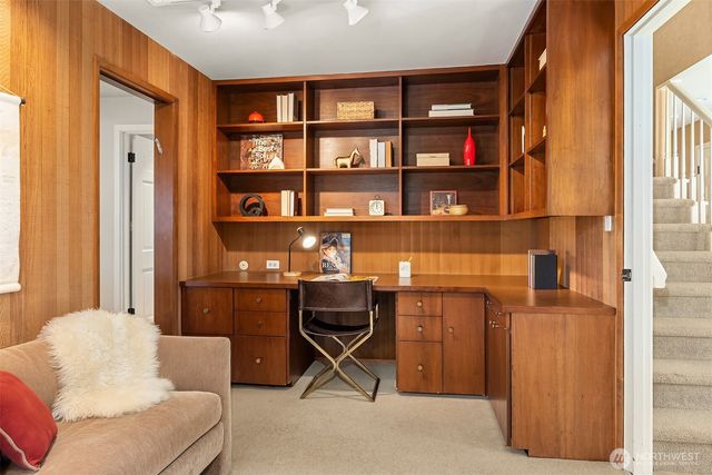 8400 SE 61st Street, Mercer Island, WA 98040