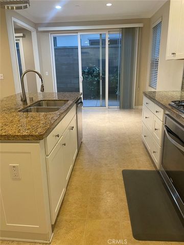 72 Twin Flower, Irvine, CA 92620