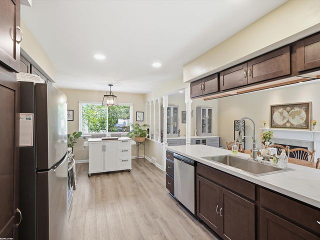 3830 Bristol Drive, Troy, MI 48083