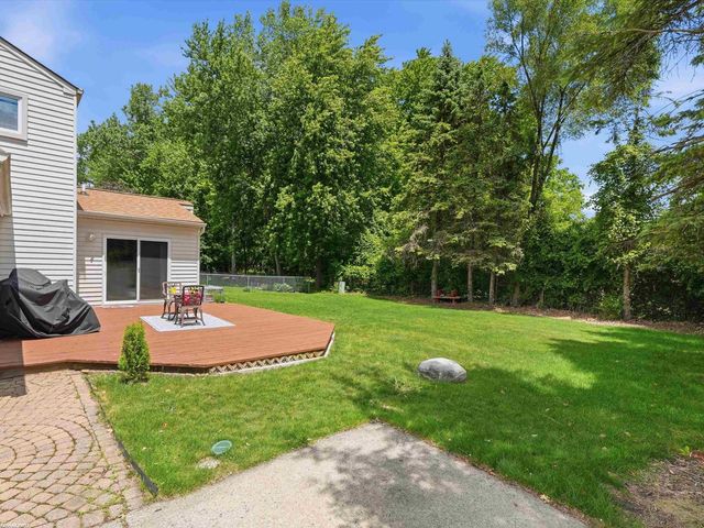 3830 Bristol Drive, Troy, MI 48083