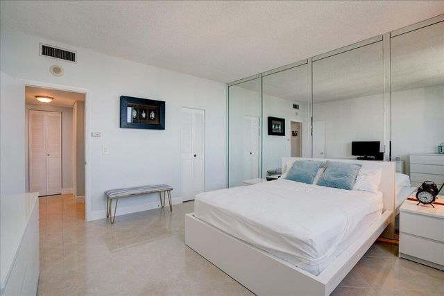 3450 S Ocean Boulevard 806, Palm Beach, FL 33480