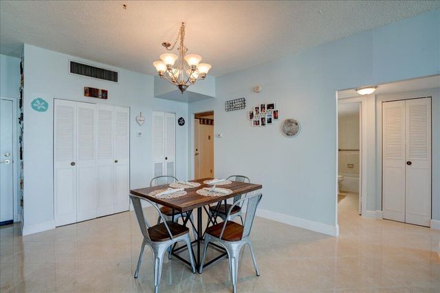 3450 S Ocean Boulevard 806, Palm Beach, FL 33480