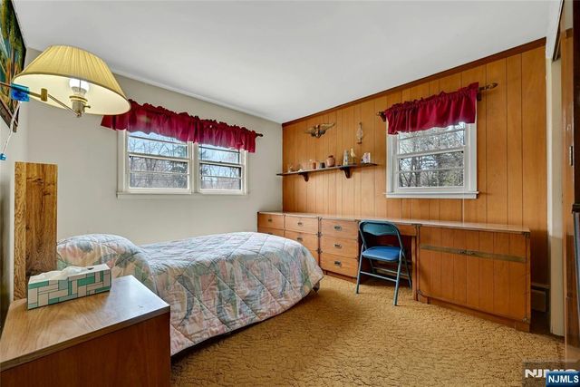 664 Woodside Avenue, River Vale, NJ 07675