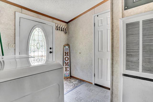 2025 Coles Creek RD, Rocky Mount, VA 24151