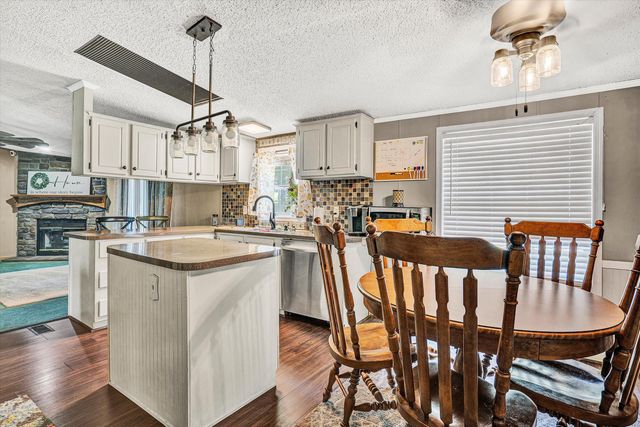2025 Coles Creek RD, Rocky Mount, VA 24151