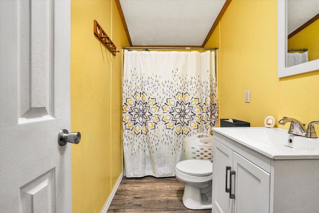 2025 Coles Creek RD, Rocky Mount, VA 24151