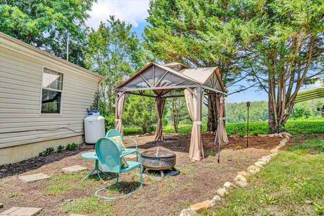 2025 Coles Creek RD, Rocky Mount, VA 24151