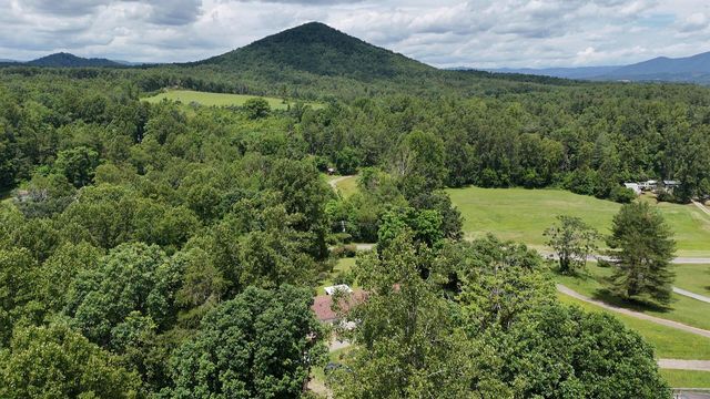 2025 Coles Creek RD, Rocky Mount, VA 24151