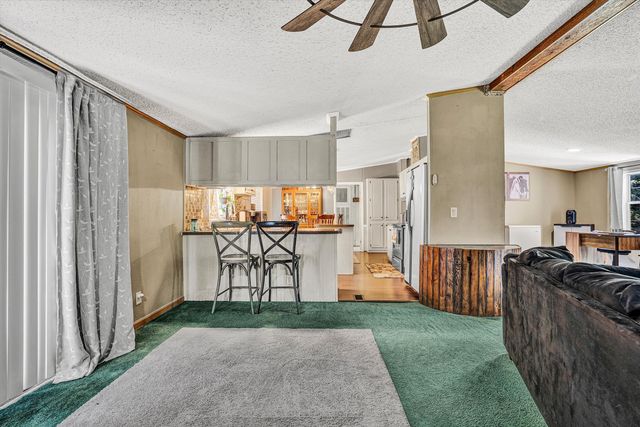 2025 Coles Creek RD, Rocky Mount, VA 24151