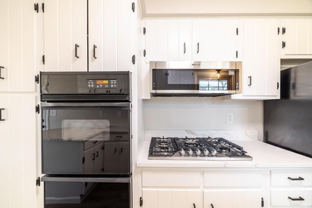 2120 E Arden Drive, Bloomington, IN 47401