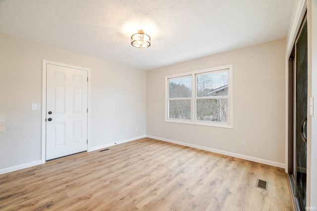 2120 E Arden Drive, Bloomington, IN 47401