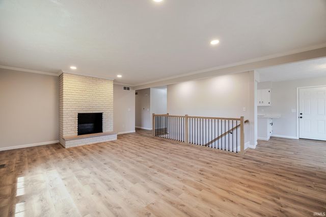 2120 E Arden Drive, Bloomington, IN 47401